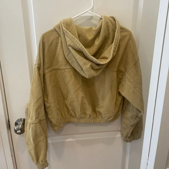 BDG Cropped courduroy bomber jacket - Picture 2 of 4